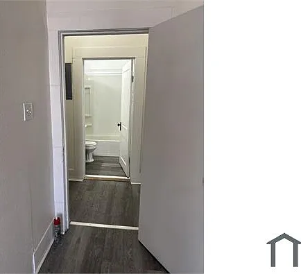 130 Hermitage Ct — Photo 4