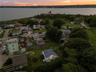 56 Grace St, Tiverton, RI, 02878