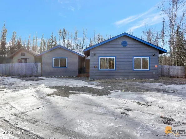 9840 W Tracy Lynn Cir, Wasilla, AK 99623