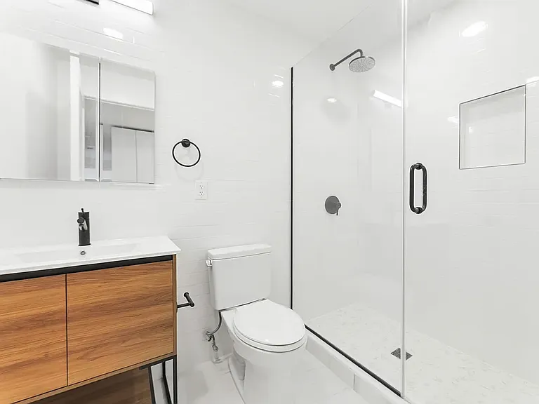 42 Pilling St #3A — Photo 6