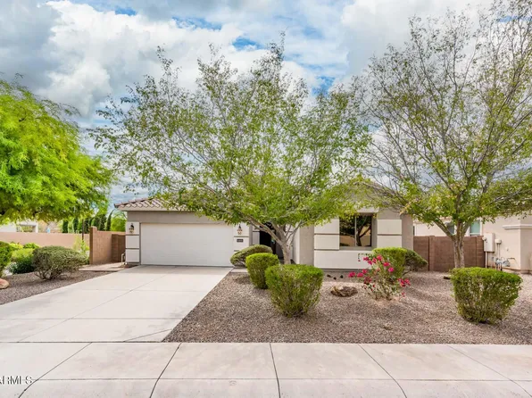 685 E HUMMINGBIRD Way, Gilbert, AZ 85297