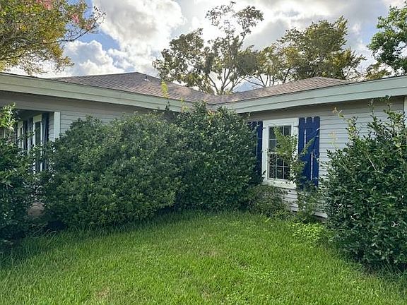 5th image of 11 Elliott Dr