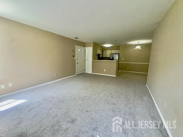 1st image of 93 Longfield Ct