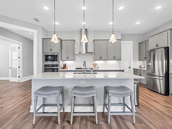 3rd image of 117 River Rise Way