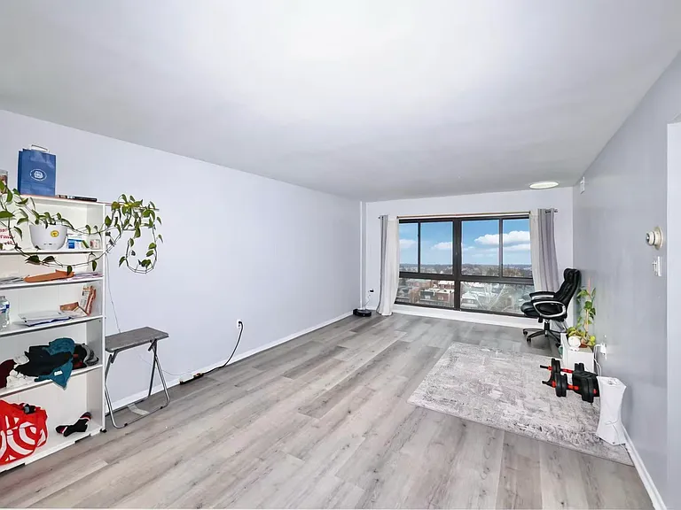 7600 Roosevelt Blvd #907 — Photo 14
