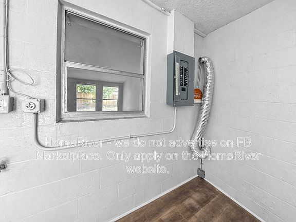 5th image of 930 N 10th St