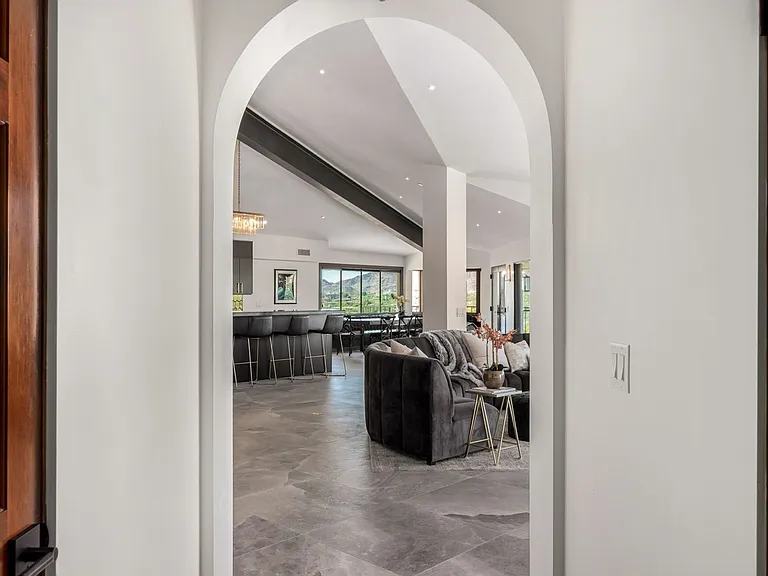 5655 N Camelback Canyon Dr — Photo 34