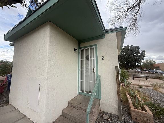 2nd image of 1102 Edith Blvd SE #2