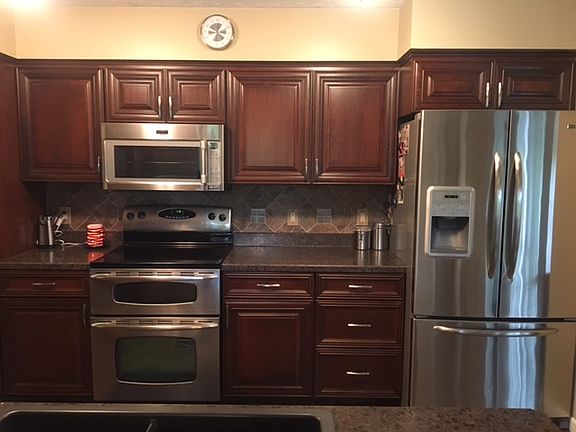 4th image of 408 Campbell Ave