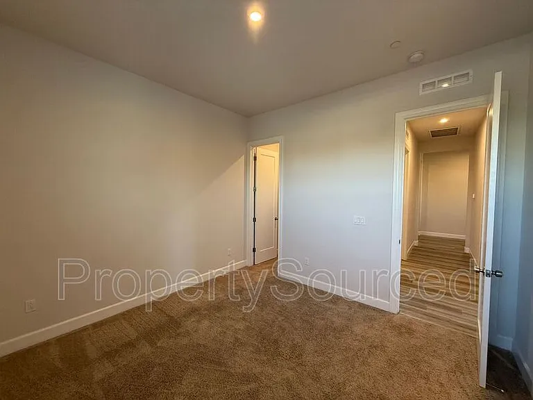 614 Madrone St — Photo 56