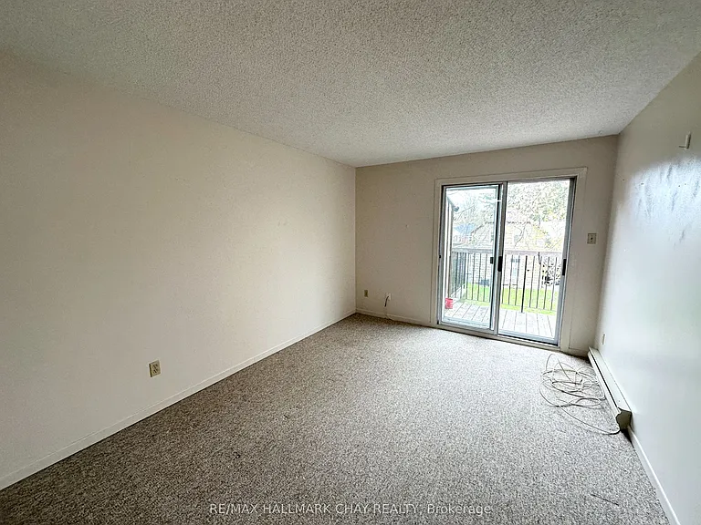 80 Grove St E #204 — Photo 8
