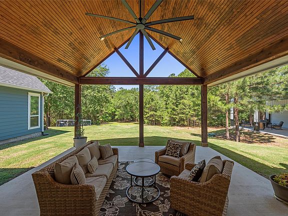 4th image of 29777 Equestrian Dr