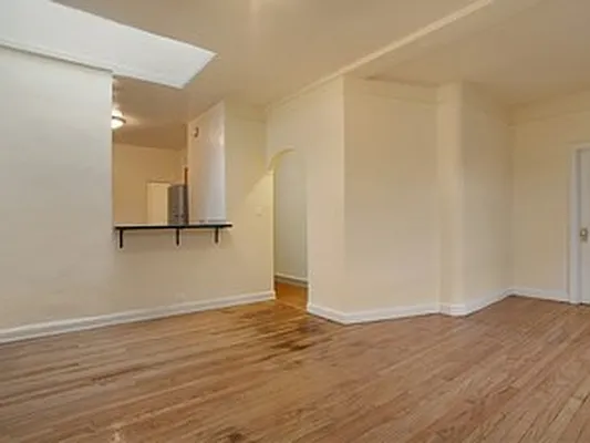 Sold by Citi Habitats | media 20