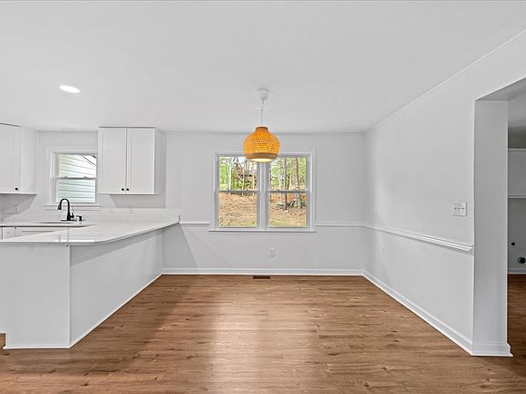 Dining Room w/ Room for Bar Stools at Counter