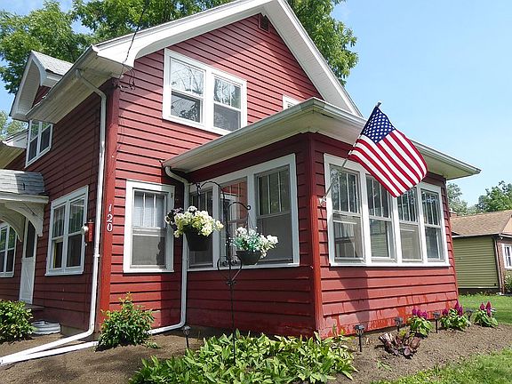 120 Catherine St., Amherst