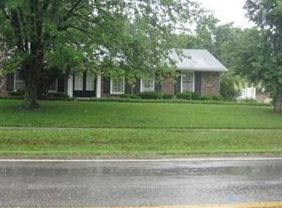 3465 Clays Mill Rd, Lexington, KY 40503