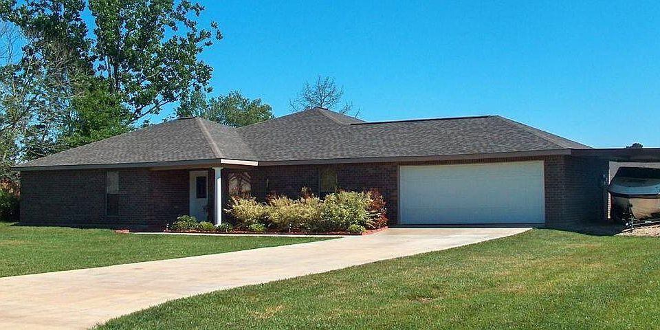 2nd image of 1411 Meadowbrook Dr