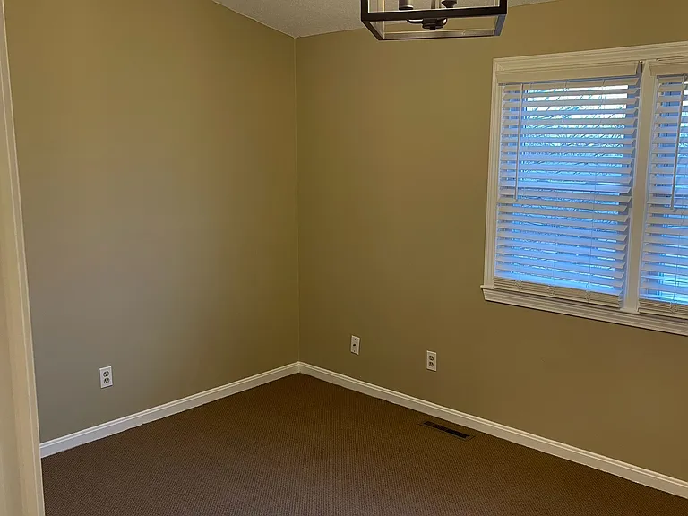 47 Morgan Ave #19 — Photo 11