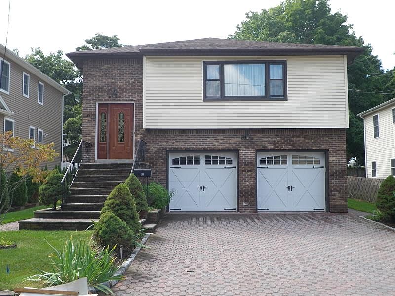 1st image of 13 Bloomfield Ave