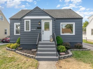 18020 Escanaba Ave, Lansing, IL