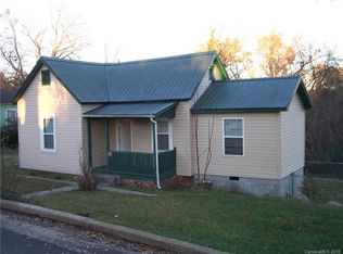 19 Circle St, Great Falls, SC 29055
