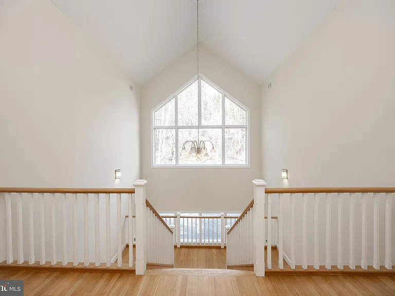 115 Bullock Rd — Photo 17