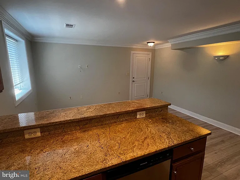 1219 Oronoco St #101 — Photo 7
