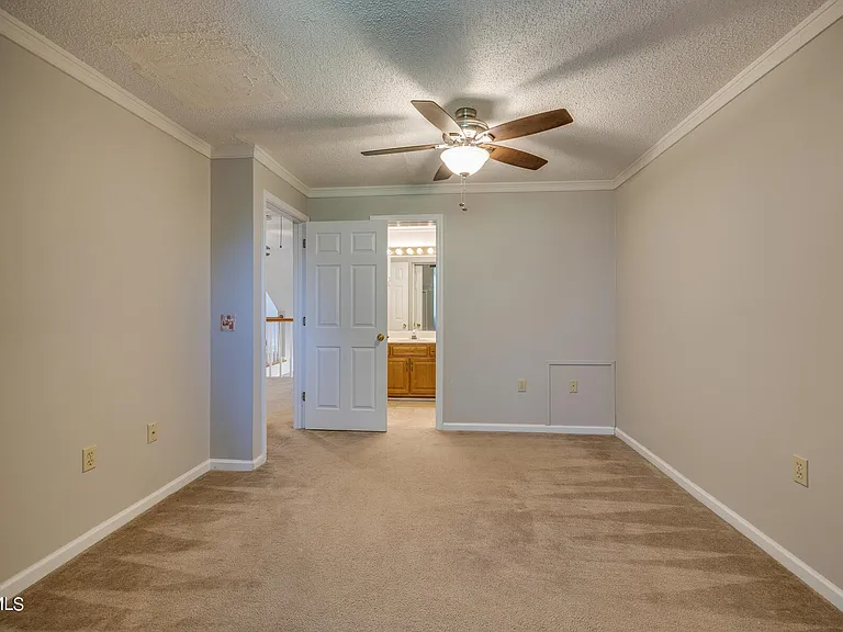 3711 Apple Grove Cir — Photo 17