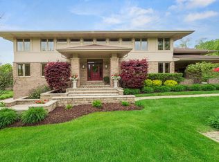 919 Country Club Dr, La Grange, IL