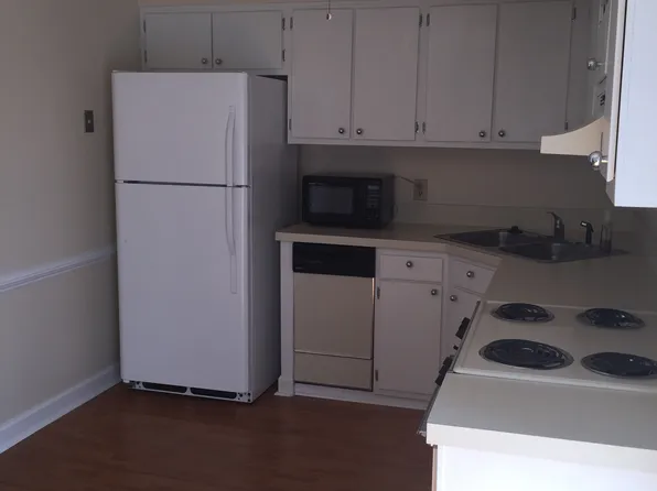 581 Brookside Ct, Kernersville, NC 27284