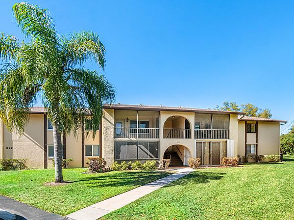 4th image of 322 Pine Ridge Circle #A-2