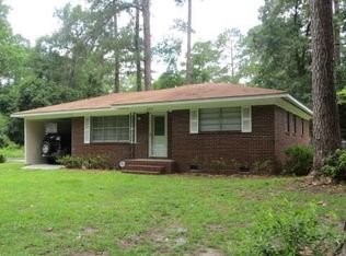 402 Brookside Dr, Adel, GA 31620