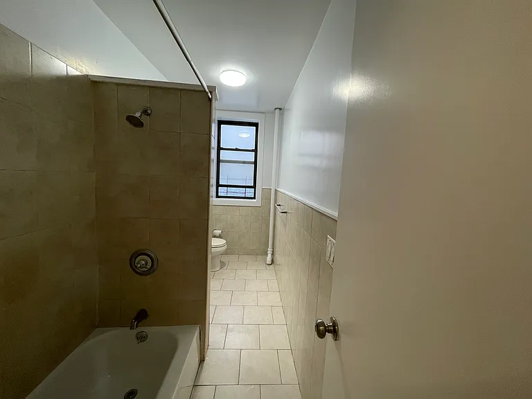 214 W 92nd St #5F — Photo 6