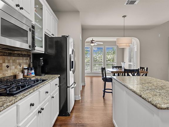 5th image of 5836 Brittlyns Ct