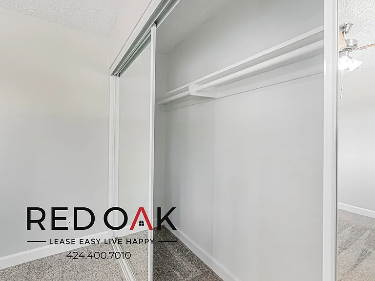 151 Drake St #23B — Photo 24