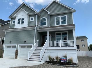 29 Longman St, Toms River, NJ 08753
