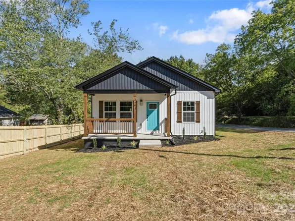 2401 Brookview Ave, Kannapolis, NC 28081