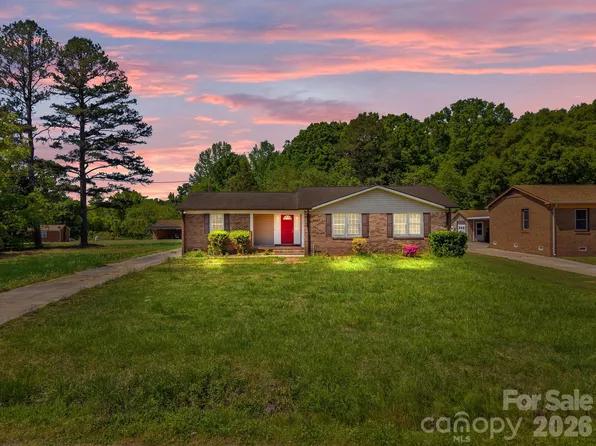 165 Hawkins Loop, Salisbury, NC 28144