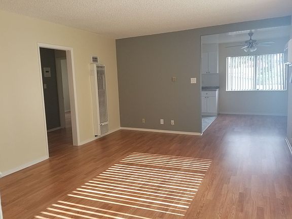 3rd image of 3307 Glenhurst Ave APT D