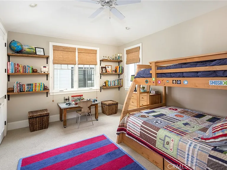 2705 Palm Ave — Photo 4