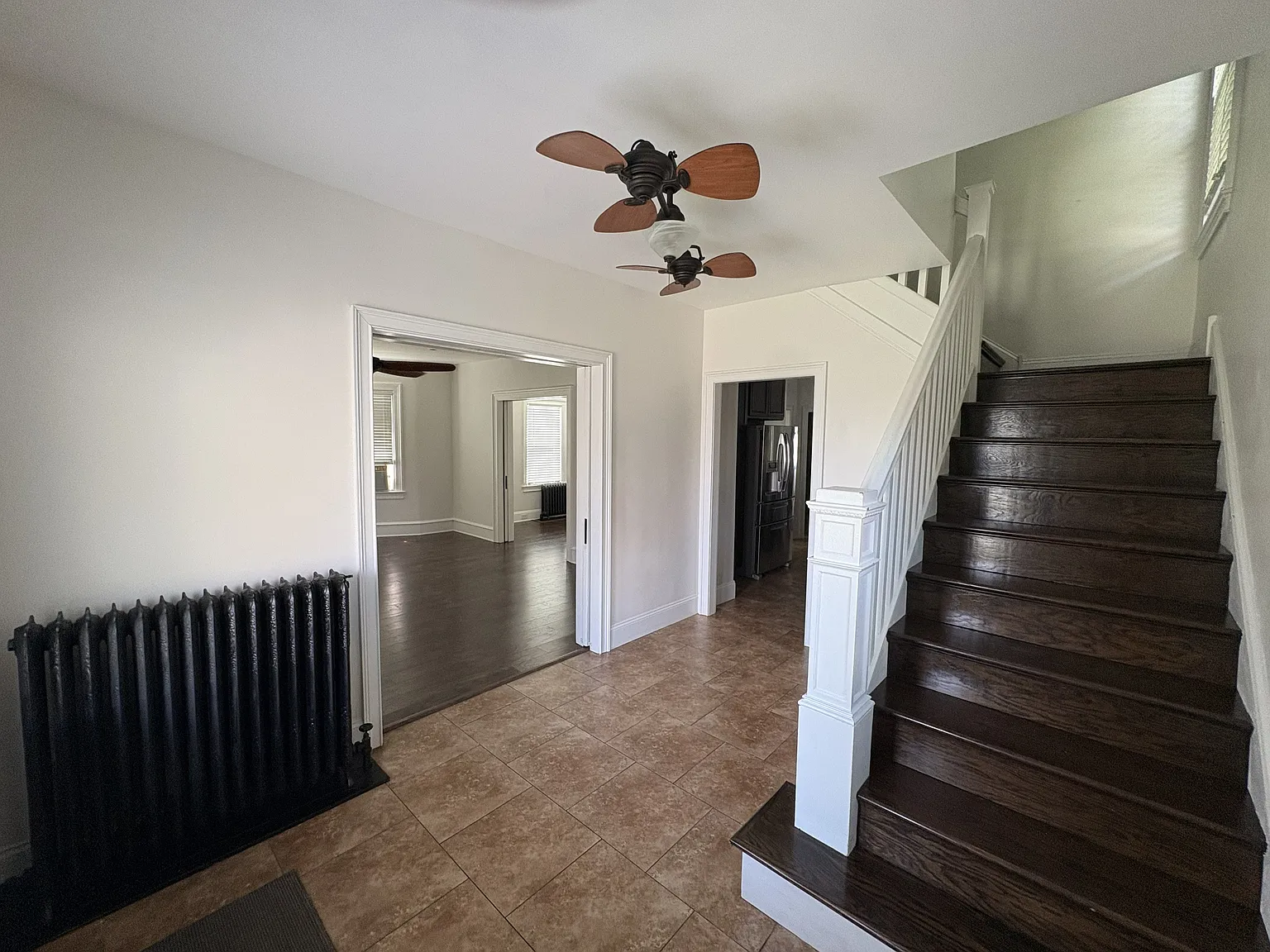 4 bed, 2096 sqft, $3,500 — Photo 4