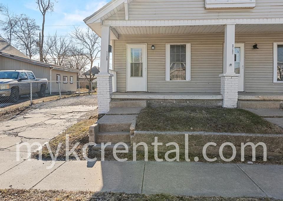 1st image of 1129 Hasbrook Ave