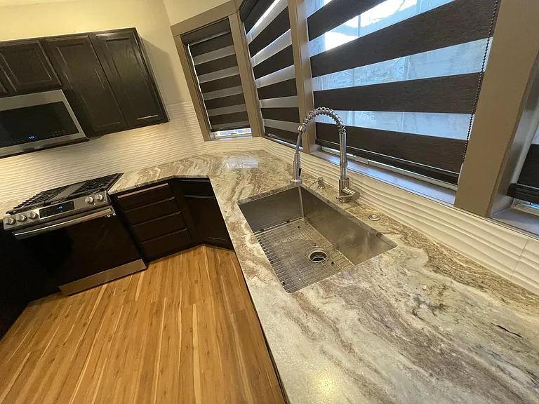1012 N Silver Ash Ave — Photo 6