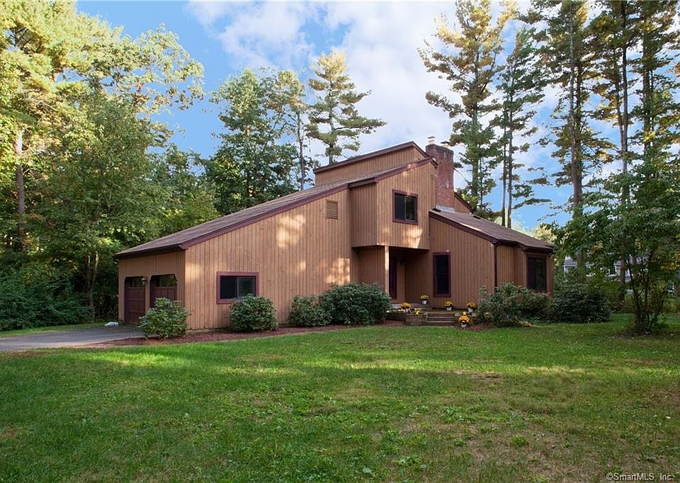 1st image of 66 Somerset Dr