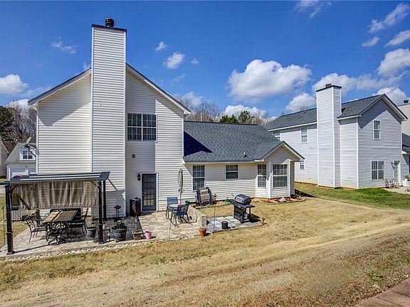 2nd image of 4885 Hidden Creek Pl