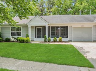 1243A Thornbury Ln, Manchester, NJ 08759