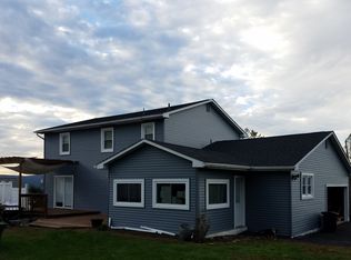 36 Redwood Dr, Wilkes Barre, PA 18702