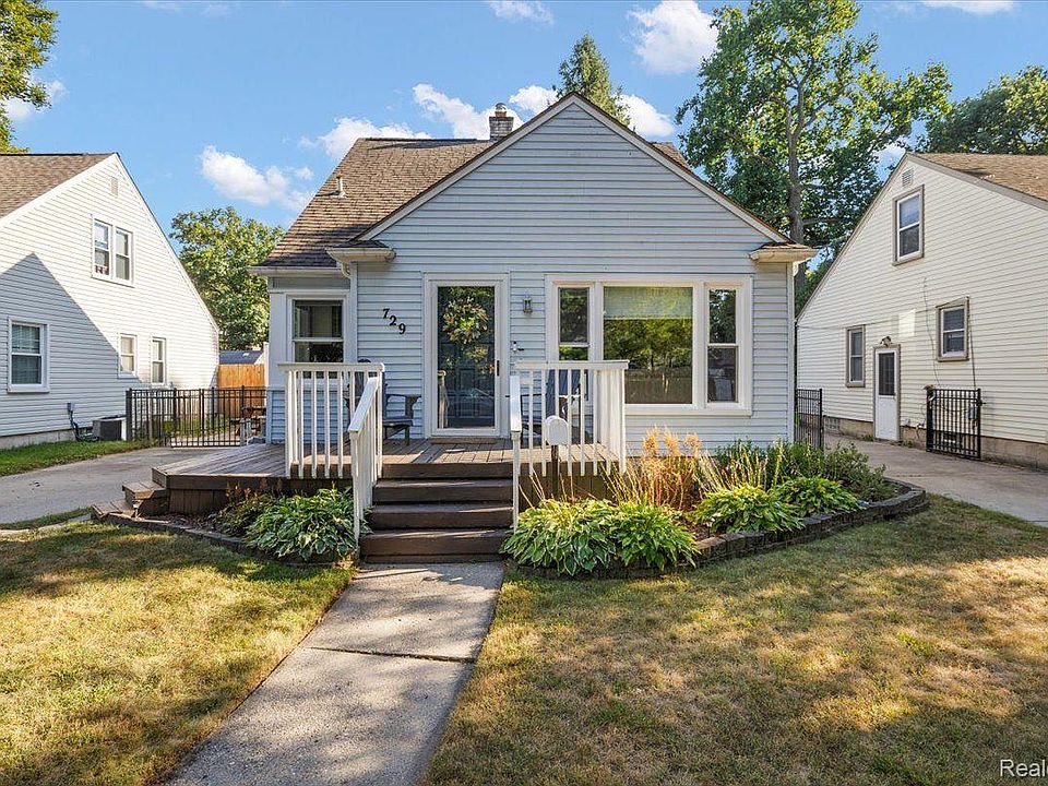 1st image of 729 Ellen Ave
