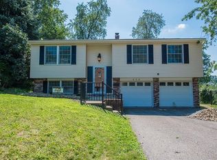 836 Bonvue Dr, Pittsburgh, PA 15243