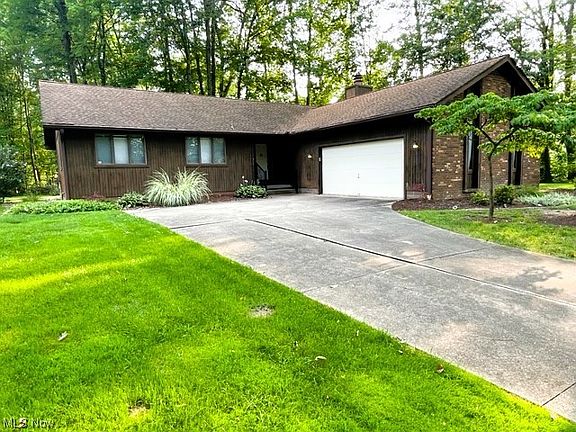 2nd image of 2451 Coit Dr NW